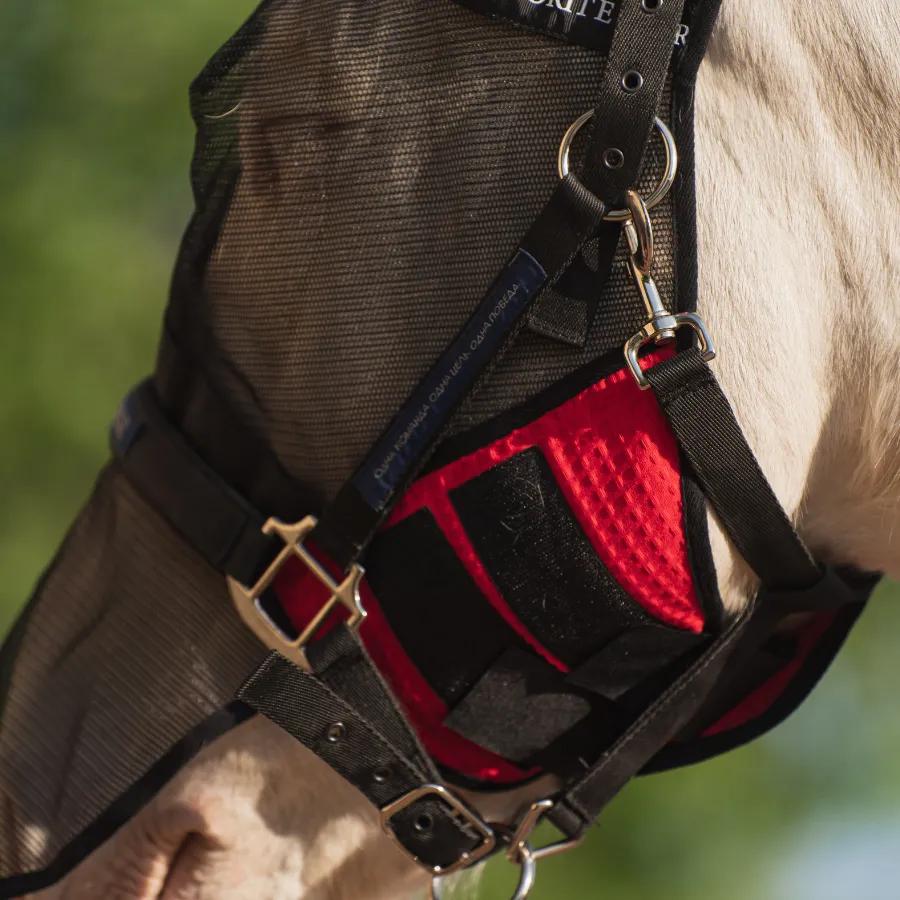 Маска антимоскитная FAVORITE HORSE (красная)