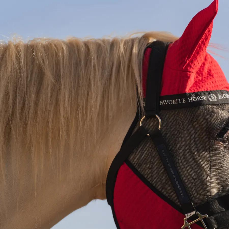 Маска антимоскитная FAVORITE HORSE (красная)