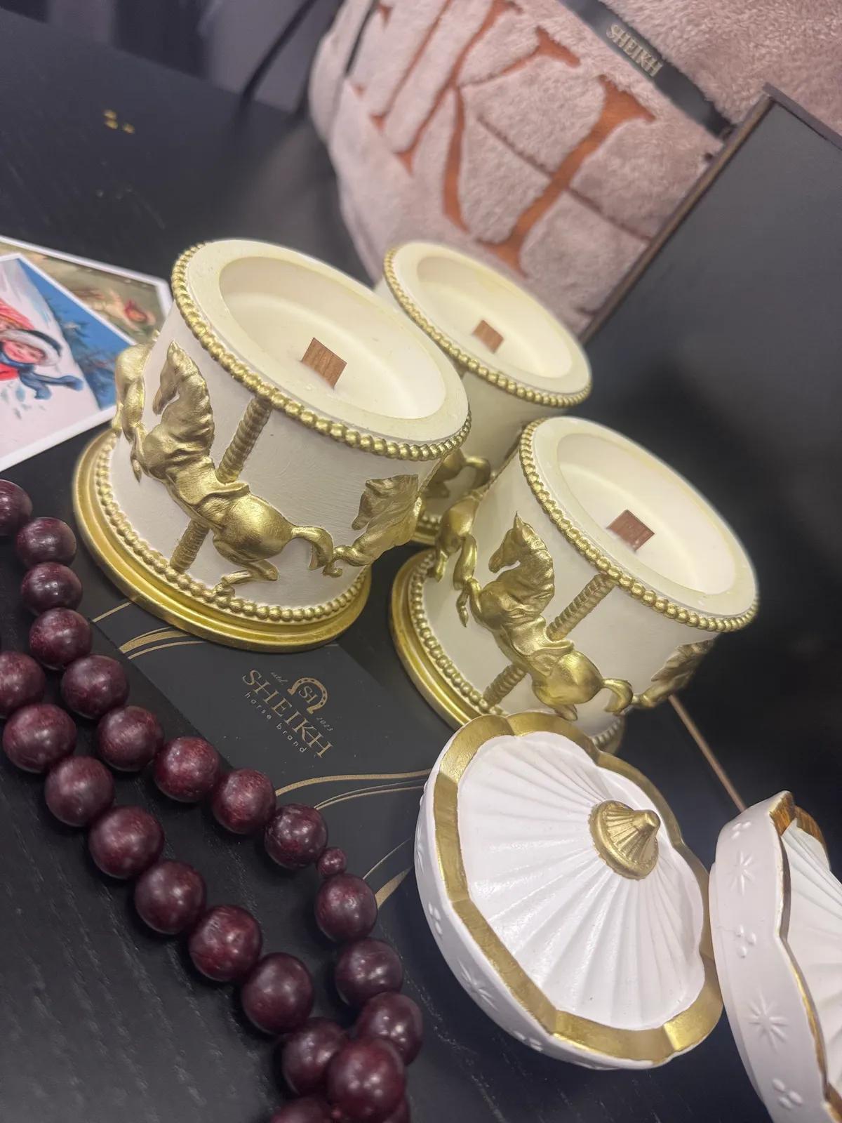 Свеча карусель с ароматом рождественского штоллена SHEIKH HORSE BRAND