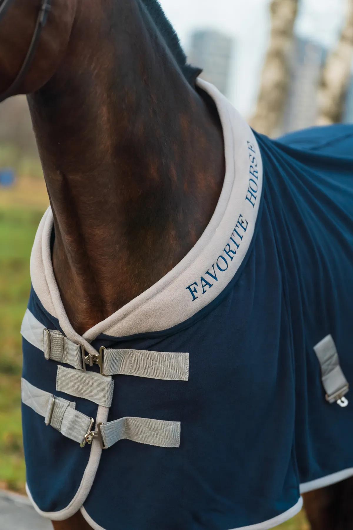 Попона флисовая FAVORITE HORSE Aristocratic (синяя)