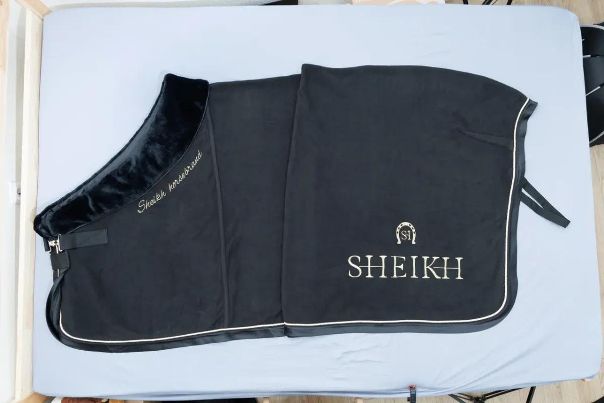 Попона SHEIKH HORSE BRAND, коллекция ORIENTAL, цвет черный, р-р 155