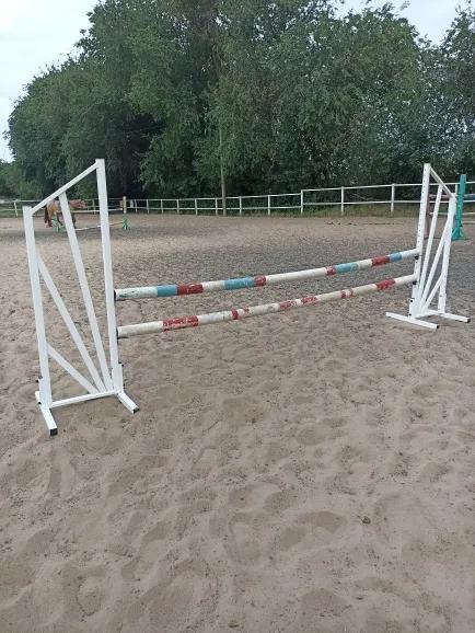 препятствие для конкура