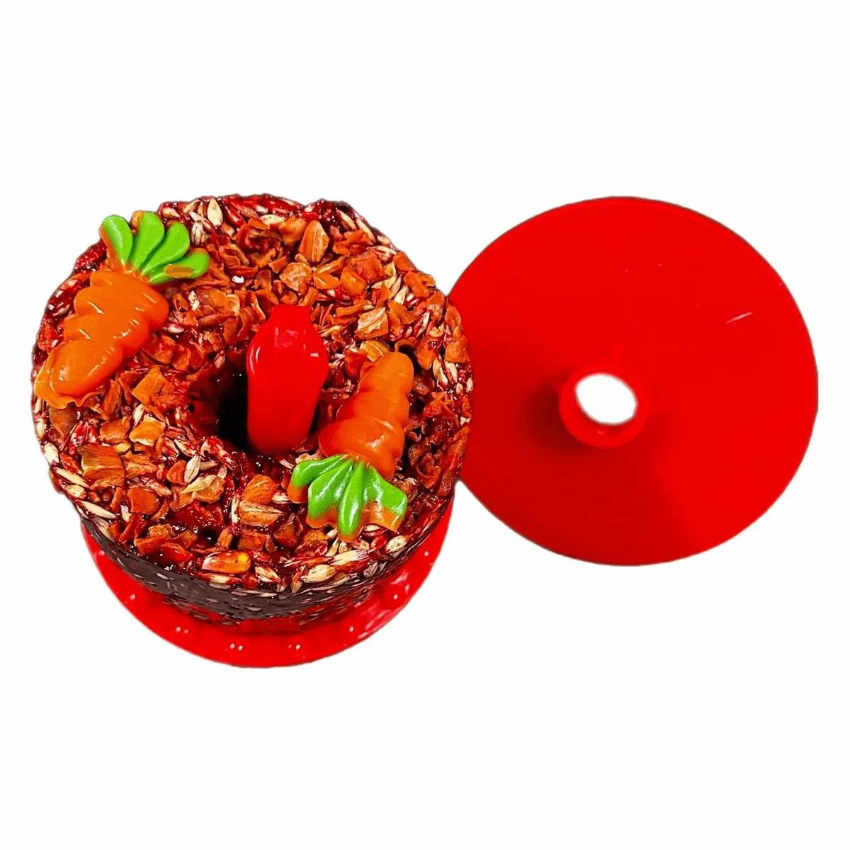 Сладкий лизунец "Соленая морковка" (ликит) для лошади Sweek product, 800 г, 100% натуральный